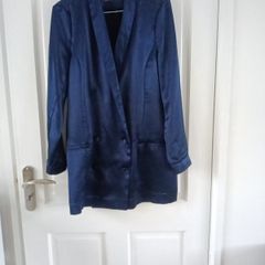 ladies evening wear jacket. Brand MSCH Satin, Navy Size XS