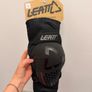 MTB Leatt Knee Guards Large - New Image 2