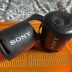 2x Sony speaker