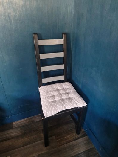 Table and 3 chairs