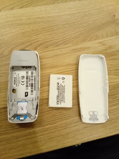 Nokia 3330/ 3310 (Sim free unlocked)