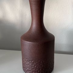 Hyonsun Rhee, 1960s ceramic vase, Swedish company