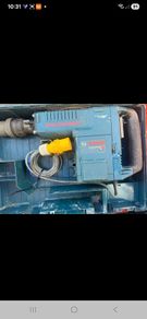 Bosch GSH 11 E  110V SDS-Max demolition breaker, case