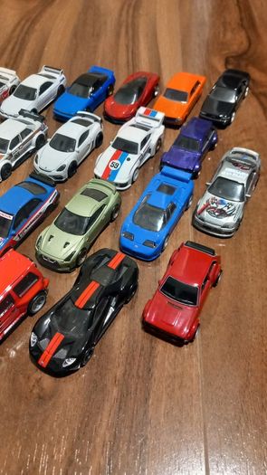 Hot wheels premiums