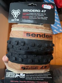 WTB Sendero 47 650B x2 - Brand New
