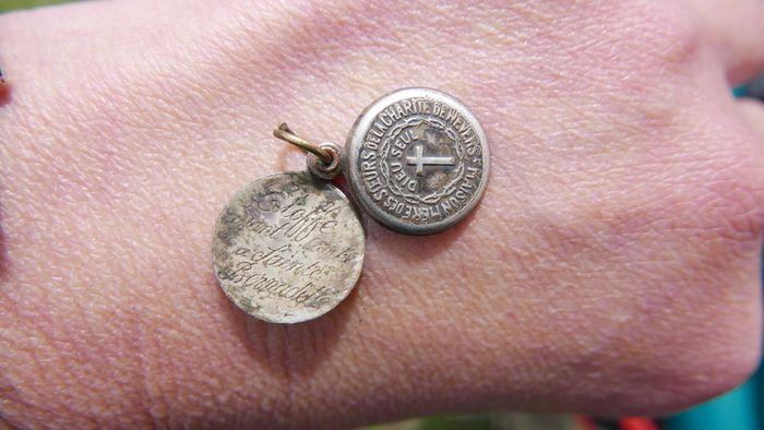 Vintage St Bernadette Sliding Medal with Tissue Relic--Vintage/Antique Round Reliquary/Theca Necklace Pendant--Lourdes Soubirous Saint Catholic