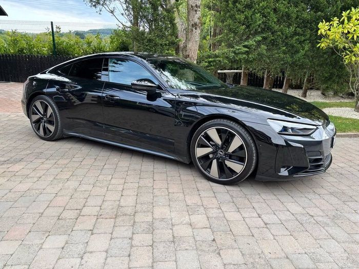 Audi E-tron Gt Carbon Vorsprung ( Highest Spec )