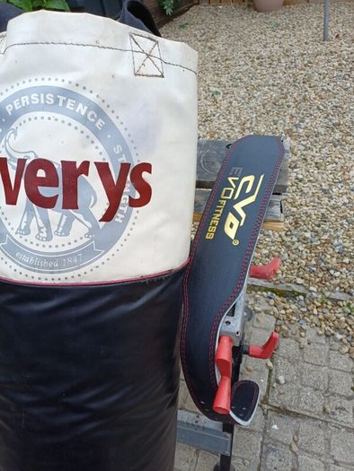Large Elverys Boxing Bag, Gloves & Belt
