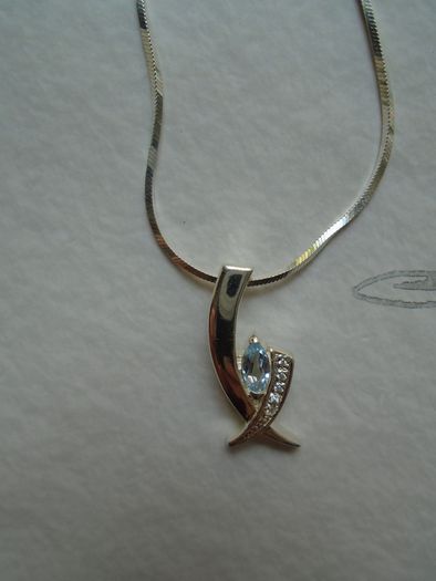 Sterling silver pendant and chain,Silver jewellery,Preloved  jewellery,Necklace