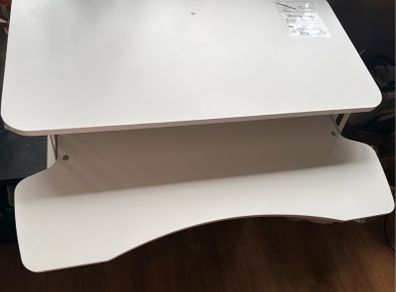 160cm desk and standing desk convertor bundle