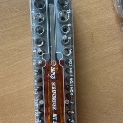 Screwdriver with bits