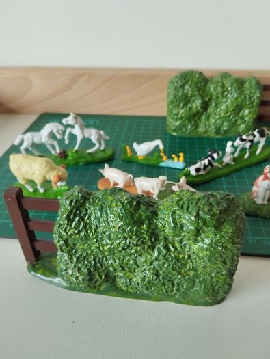 ELC Vintage Farm Animal Playset 20e for the lot