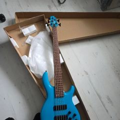 Cort C5 Deluxe Candy Blue