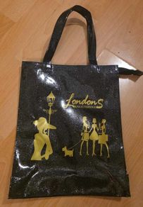 London Knightsbridge Tote Bag, Medium size retails for 90 euros