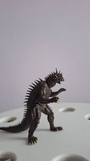2025 Bandai HG Godzilla Destroy All Monsters Varan 1968 Gashapon 3.5" Figure