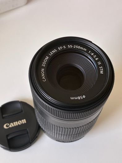 Canon lens 55-250 f/4-5.6 IS STM
