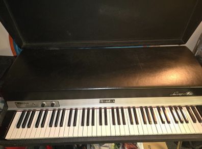 Fender Rhodes Stage Piano