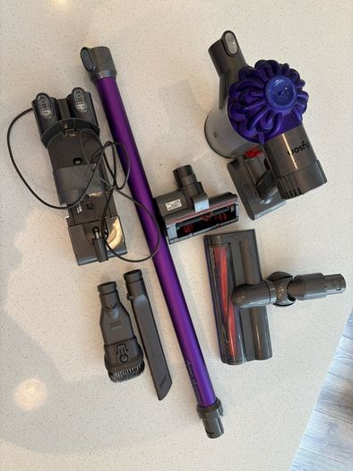 Dyson V6 Animal Hoover