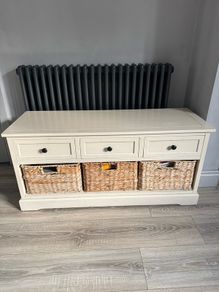 Beautiful Cream Vintage Style Console Table Wicker Baskets