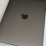 Apple MacBook Pro 13" 2018 - Touch Bar - 16GB RAM - 256GB SSD - Space Grey Image 10