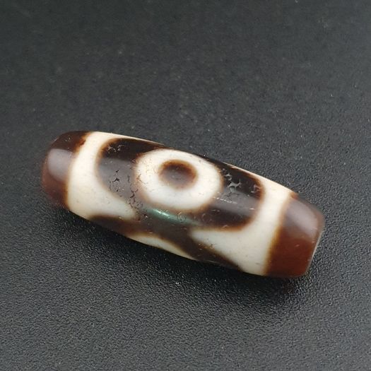 Antique 2 Eyes Himalayan Tibetan Agate Dzi Bead Amulet 29.6mm
