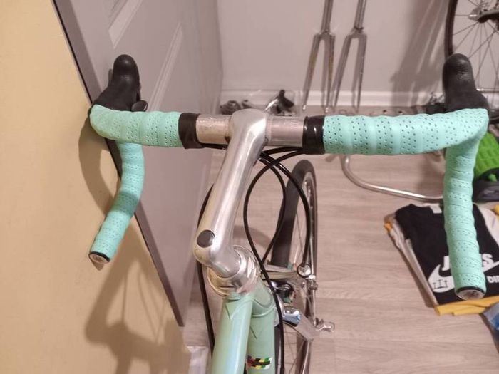 Bianchi Thron 57cm Campagnolo Record