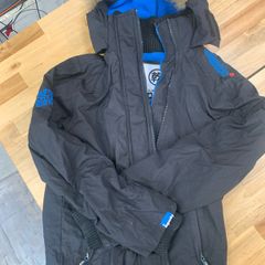 Super Dry Men's Black & Blue windcheater