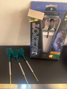 Adrian Lewis 26gram Gen 4 Darts