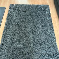 Grey super soft rug