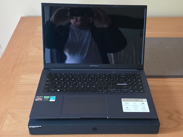Asus Vivobook Pro 15 Oled  Ryzen 9 6900hx  Rtx 3050 Ti / 16gb Ddr5 / 3k Oled 120hz