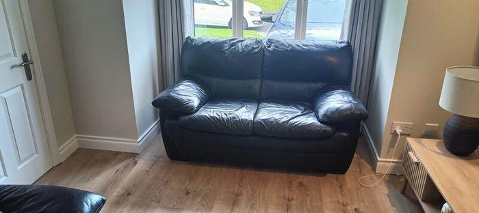 Black leather Sofa