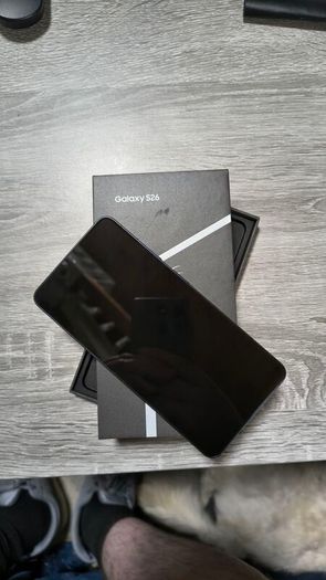 Samsung S26 256gb / Like New