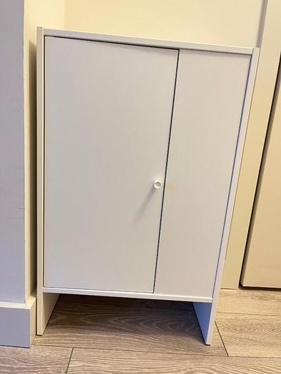 Cabinet with door