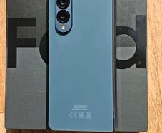 Samsung Galaxy Z Fold 4