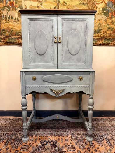 1930s William & Mary Style Painted Cabinet , Radio Art Cabinets, USA