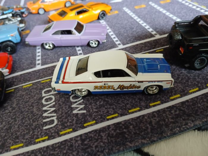1/64 Hot Wheels ,Premium Real Riders Lot x 12 Loose , All As New