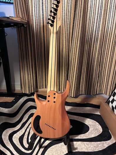 G4M 8 string guitar fanned frets