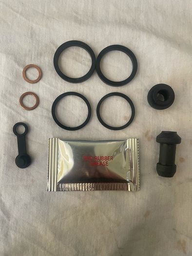 Honda Nsr 125 jc22 front brake rebuild kit Grimeca