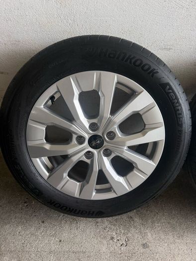 Brand new 17 inch genuine ford and vw alloys
