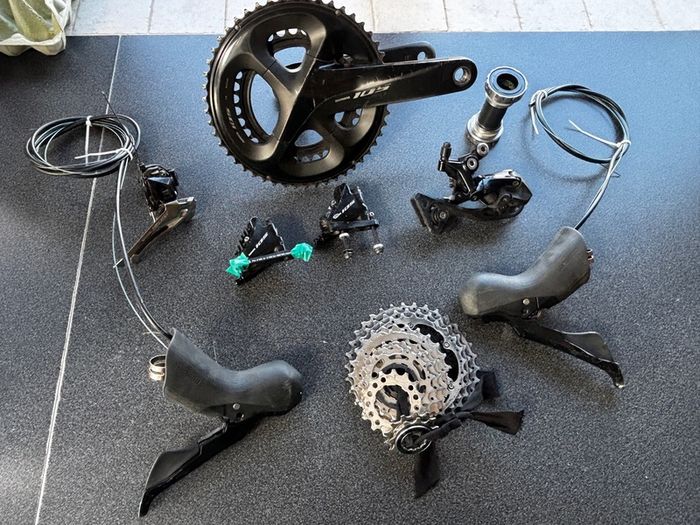 Shimano 105 11spd Hydraulic groupset