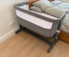 Babylo Cozi Sleeper Bedside Crib