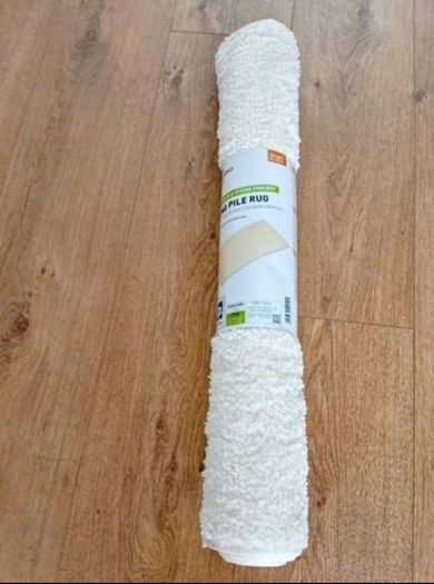 Brand New Cream Long Pile rug for sale