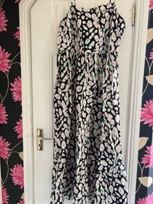 M & S size 16 dress