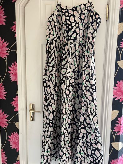 M & S size 16 dress