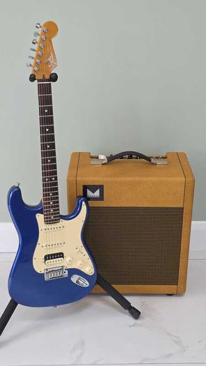 Fender American Ultra Stratocaster HSS, Cobra Blue