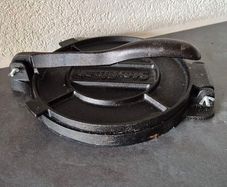 tortilla press