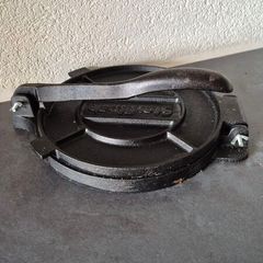 tortilla press