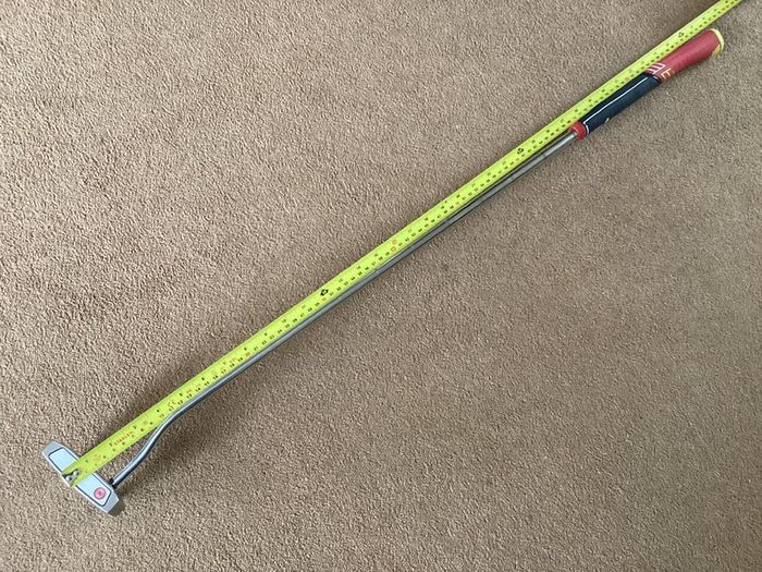 Golf putter