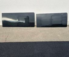 2025 Ford Custom windows