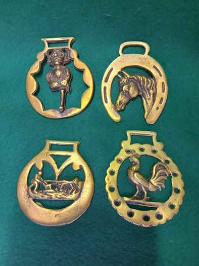 Vintage Brass Horse Bridle Badges  X 11